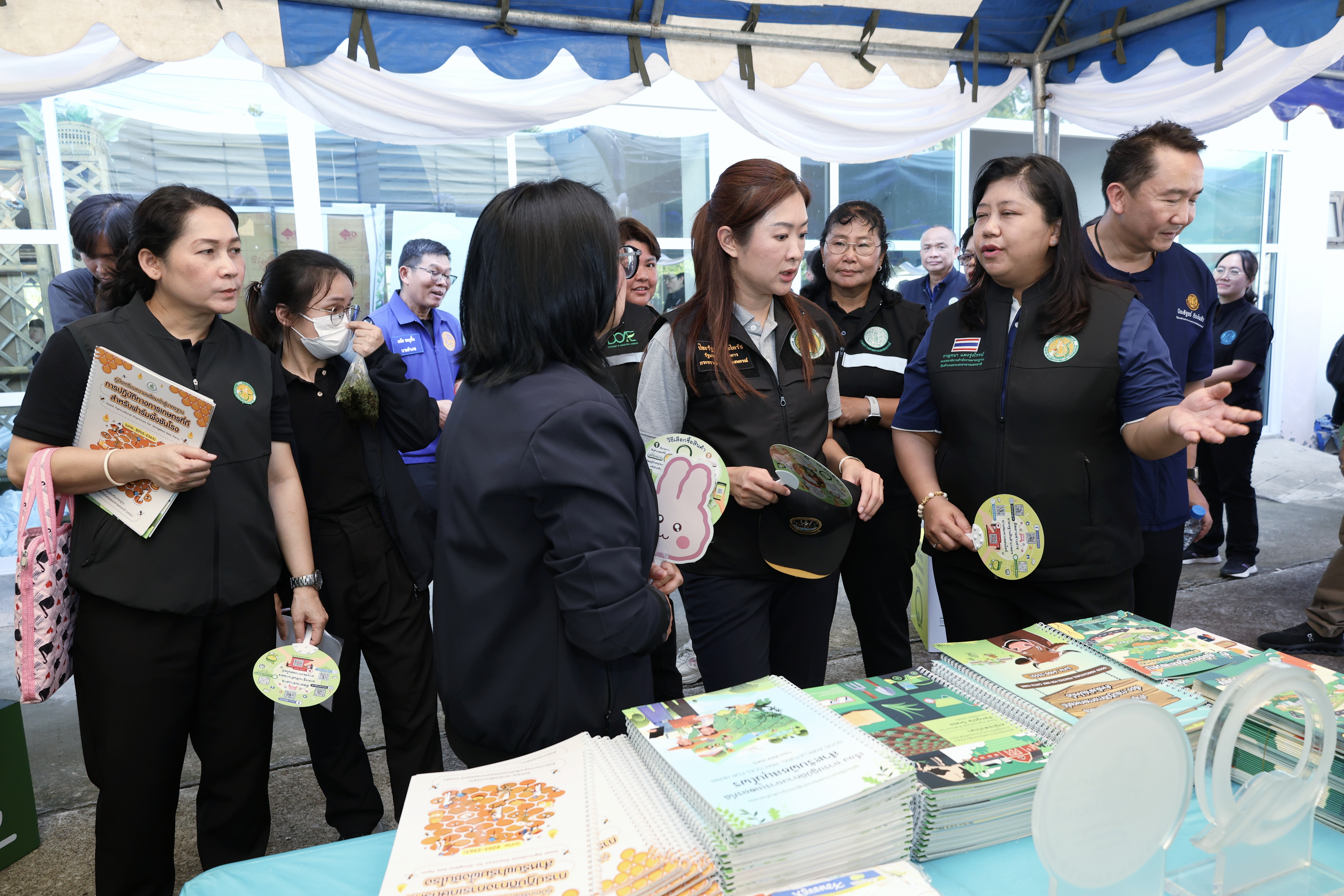 title - ส.ป.ก.ร่วมติดตามรัฐมนตรีช่วยว่าการกระทรวงเกษตรและสหกรณ์ (นางสาวปิยะรัฐชย์ ติยะไพรัช) ลงพื้นที่การตรวจราชการใน อำเภอดอยเต่า อำเภอแม่ริม จังหวัดเชียงใหม่
